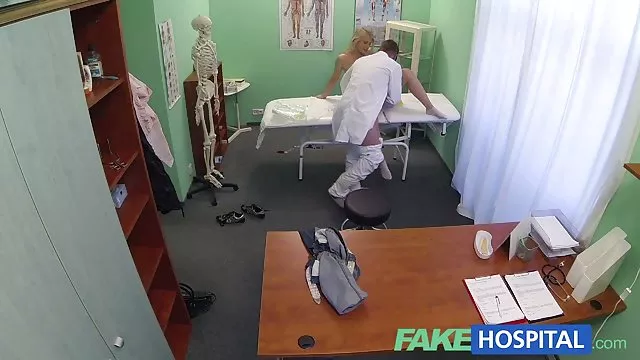 الجنس أي تسجيل فتاة سكسي كرتون مترجم آسيوية.