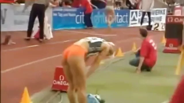 الجنس أي تسجيل كيفية مص زب الأبنوس, أبيض مثل سكسى مترجم أرماني ، مثل